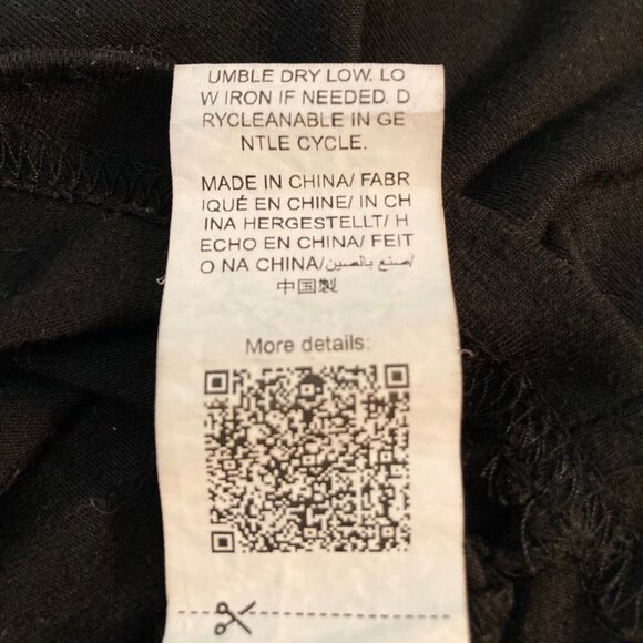 Shein Curve Cropped Top Pullover Rhinestone Skulls Halloween Goth Black SZ 1XL - Picture 6 of 6